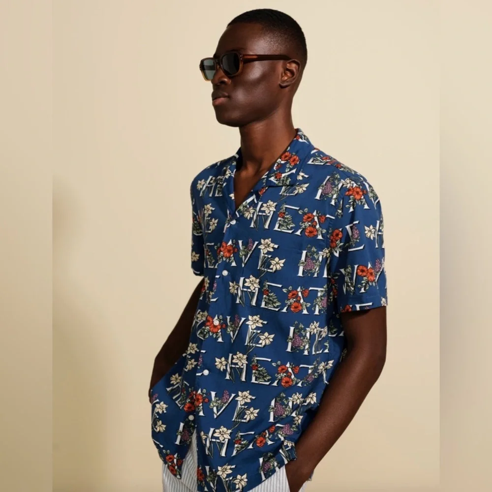 J. Crew Men's Heat Wave Tropical‎ Print Short Sleeve Button Down Shirt- Size S